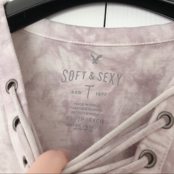 ⭐️AEO S&S Lace-Up Tie Dye Tee⭐️ - Picture 4 of 6